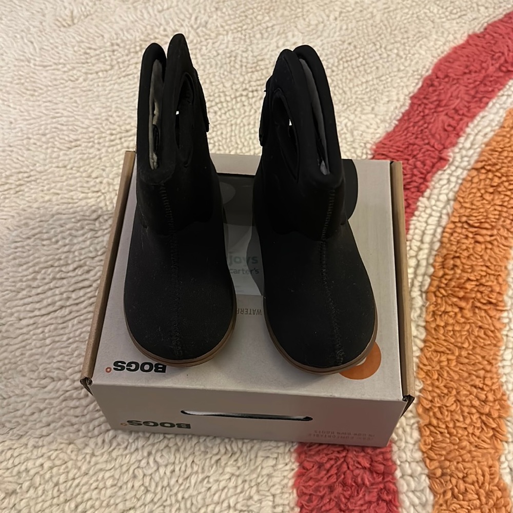 Bogs boots US6 EURO22